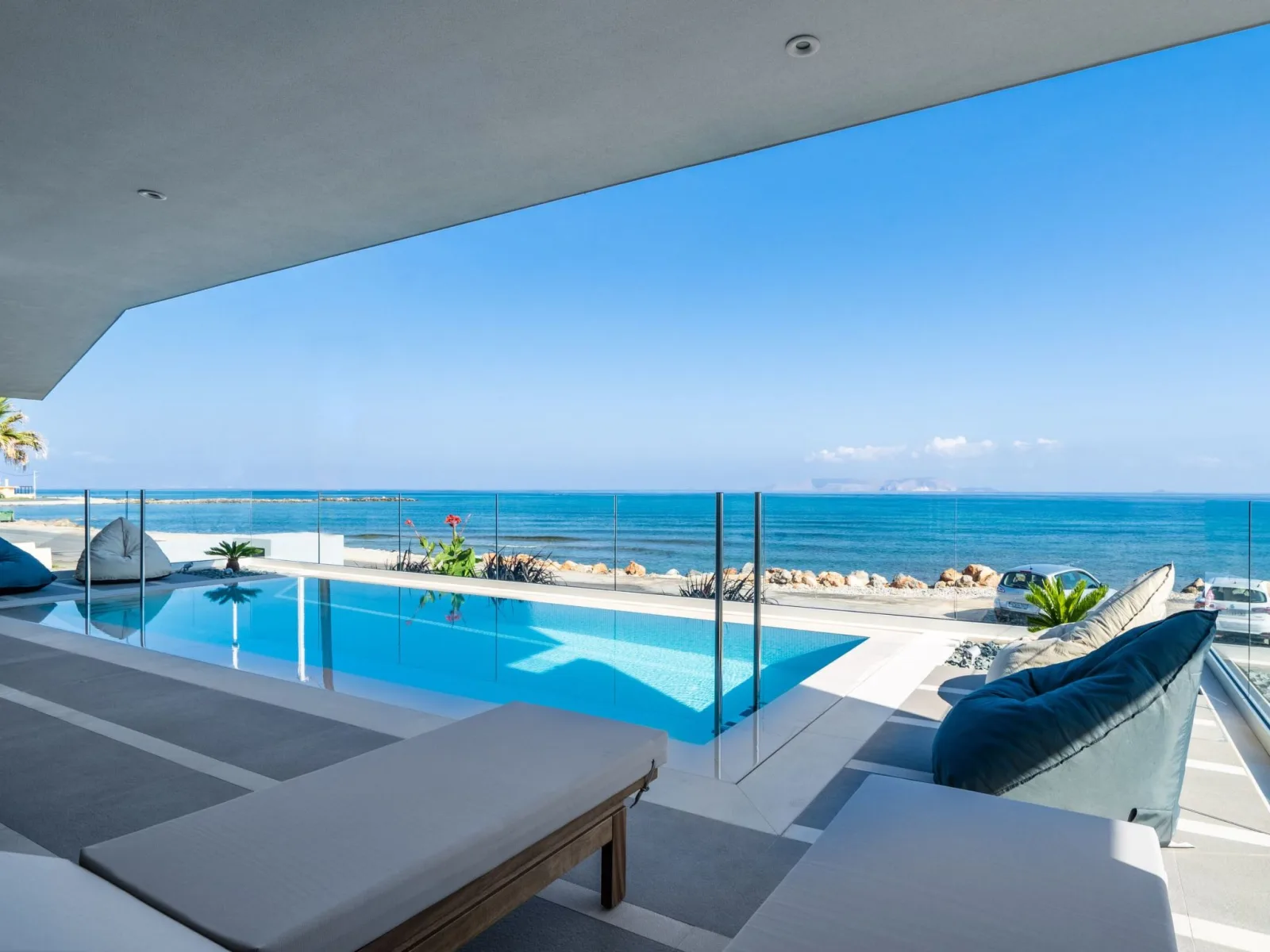 Dias Blaue Villa in Greece