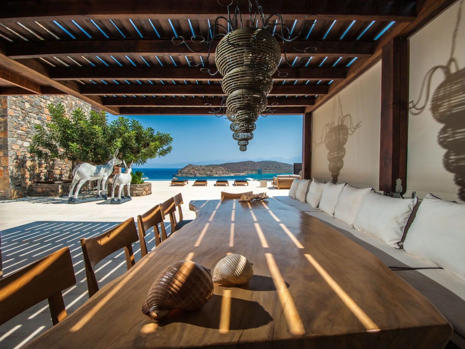 "Villa Dimitra" mit Infinity Pool in Greece