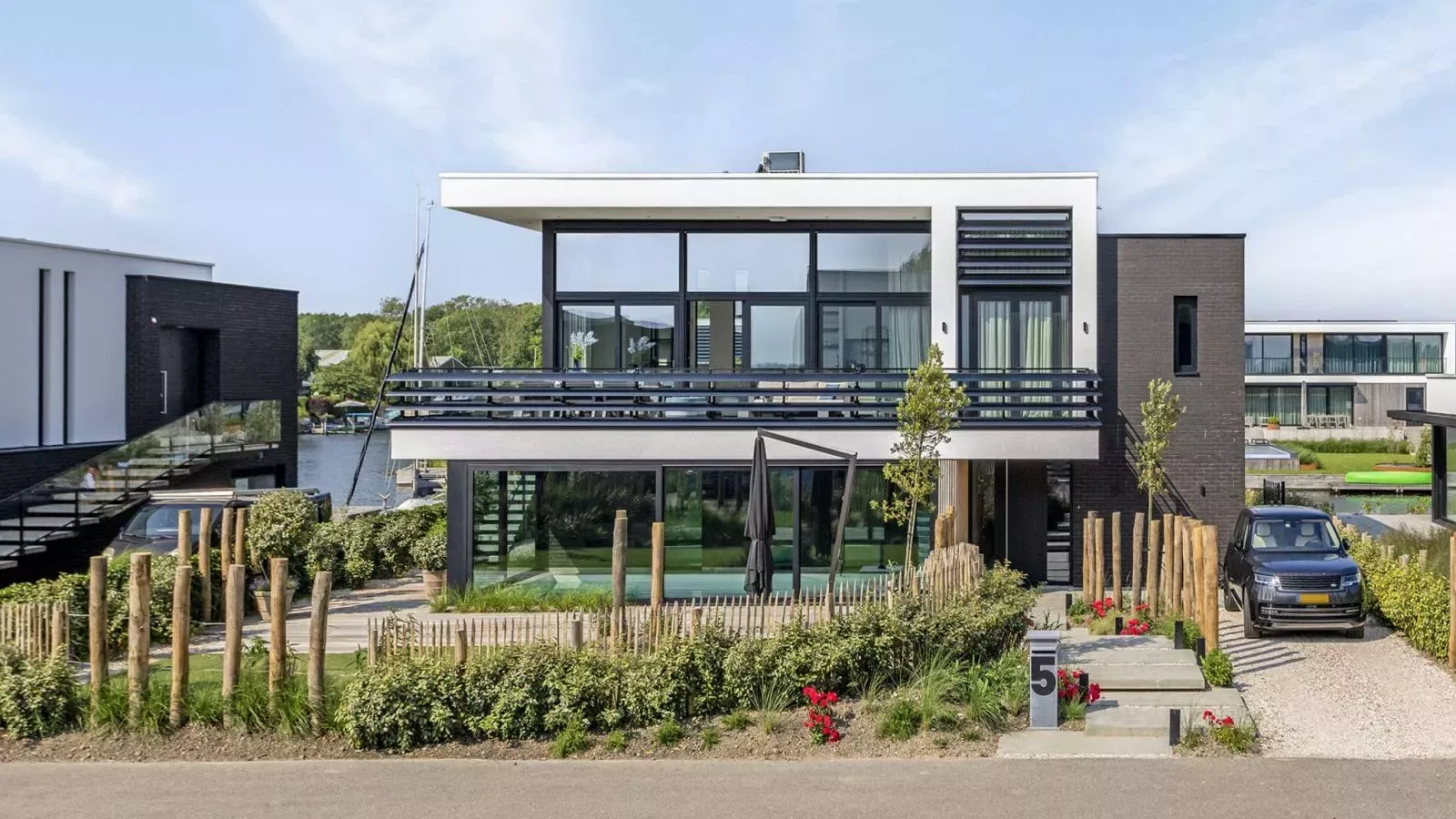 Zilte Watervilla in Netherlands