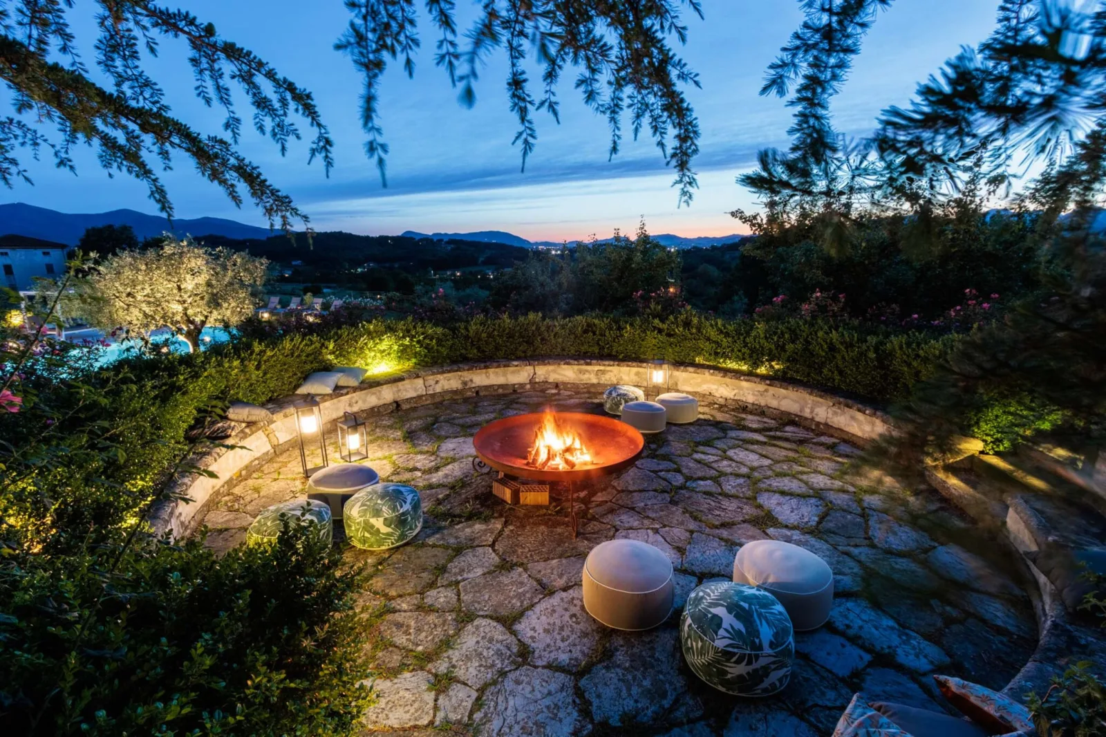 Villa Duemani - Pickleball Retreat in Italy